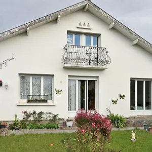 chez-germaine.midi-pyreneeshotels.com/